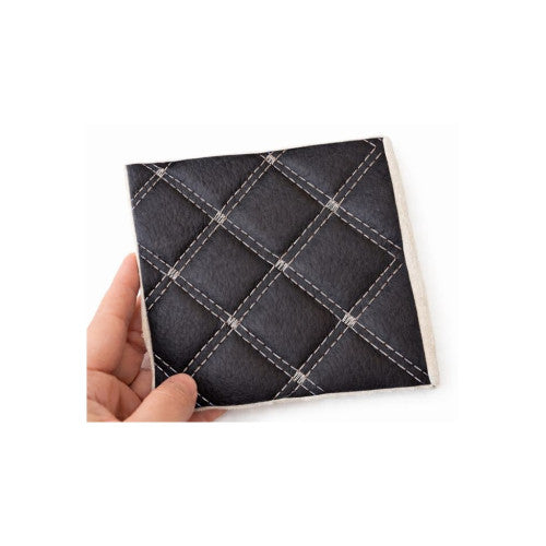Material imitatie piele matlasata model romb negru cusatura gri tapiterie auto 1.5 x 1 m Cod: Y01NG